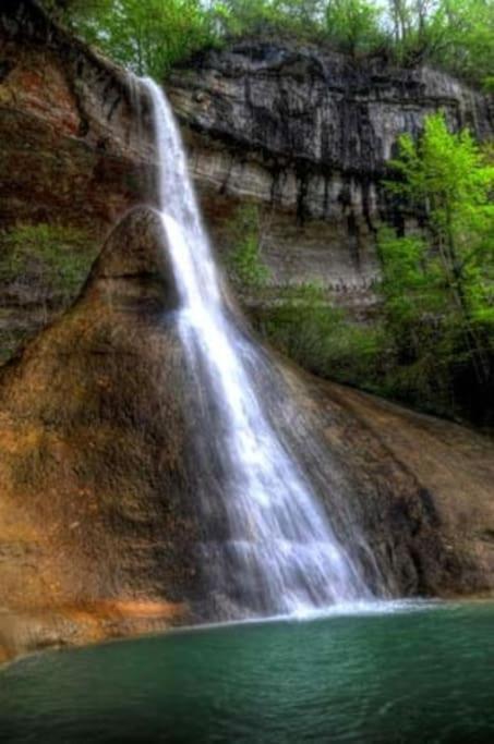 Le Gite Des Cascades Bassy Exterior photo